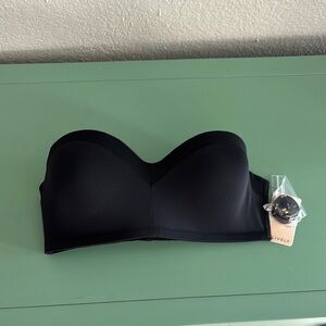 Lively Black Strapless Bra 36C